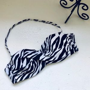 Victoria’s Secret Swim Top Sz. 32B